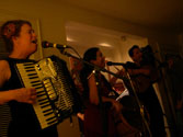 AMA Trio at House Concert in Eugene 2010, photo by Daniel Temmesfeld, cc 2010