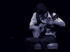 Jake Shimabukuro at the Shedd in Eugene 2010, photo by Daniel Temmesfeld, cc 2010