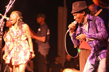 Seun Kuti and the Egypt 80 at WOW Hall Eugene 2012, photo by Daniel Temmesfeld, cc 2011