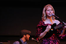 Nellie McKay at the Shedd in Eugene 2010, photo by Margaret OBrien, cc 2010