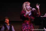 Nellie McKay at the Shedd in Eugene 2010, photo by Margaret OBrien, cc 2010