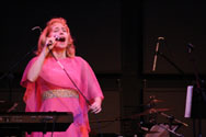Nellie McKay at the Shedd in Eugene 2010, photo by Margaret OBrien, cc 2010