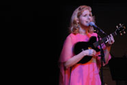 Nellie McKay at the Shedd in Eugene 2010, photo by Margaret OBrien, cc 2010