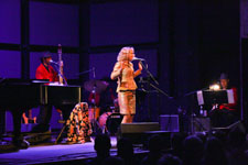 Nellie McKay in Oregon 2012, photo by Daniel Temmesfeld, cc 2012