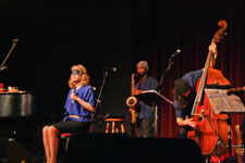 Nellie McKay in Oregon 2012, photo by Daniel Temmesfeld, cc 2012