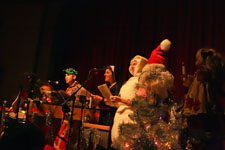 Sufjan Stevens Christmas Sing-a-Long tour 2012 in Portland, photo by Daniel Temmesfeld, cc 2012