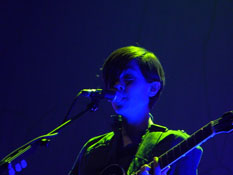 Tegan and Sara Quinn in Portland Sainthood Tour 2010, photo by Daniel Temmesfeld, cc 2010
