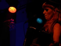 Yard Dogs Road Show in Eugene 2010, photo by Daniel Temmesfeld, cc 2010
